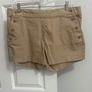 Banana Republic Factory Women's Khaki Buttoned Shorts